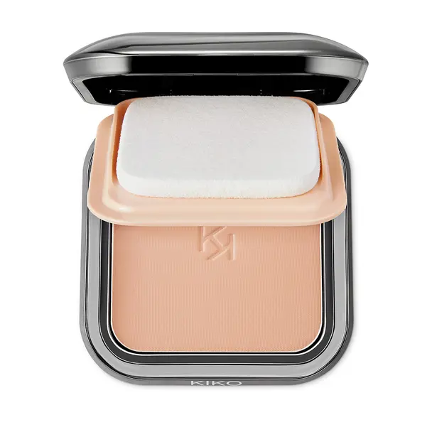 Smoothing pressed powder foundation with a matte finish and SPF 30 - Weightless Perfection Wet And Dry Powder Foundation - KIKO MILANO
