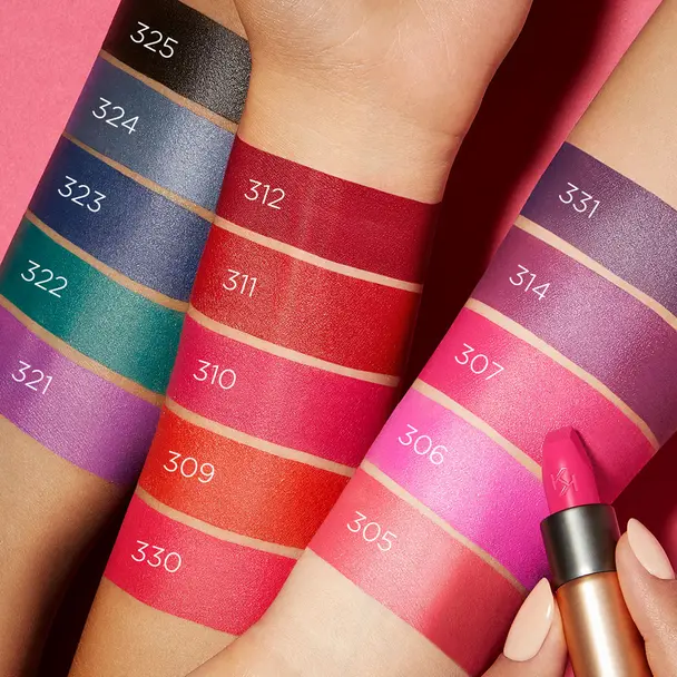 Comfortabele lippenstift met matte kleur - Velvet Passion Matte Lipstick - KIKO MILANO