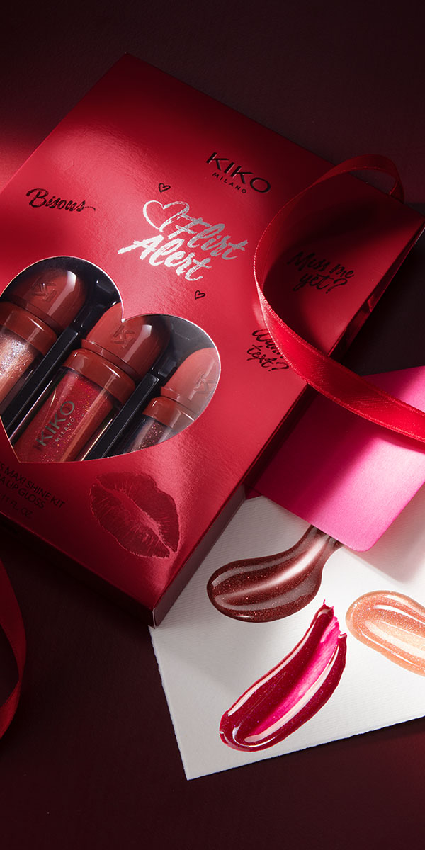Sets & Kits - Flirt Alert Mini Kisses Maxi Shine Kit 3D Hydra Lip