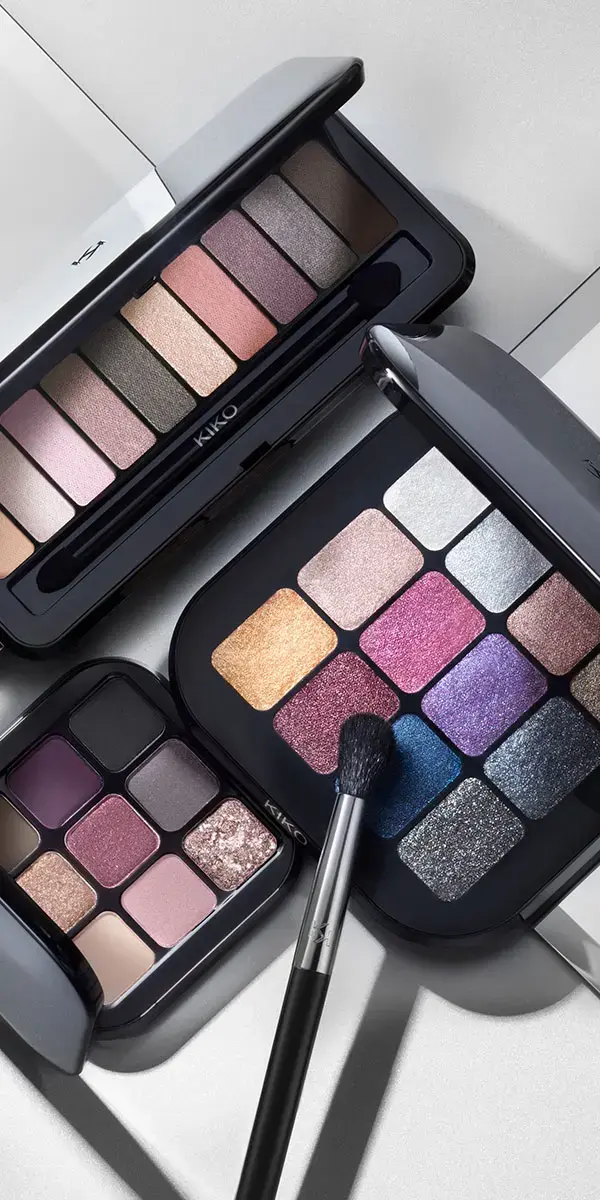 Eye Palettes - Days In Bloom Multi-Faceted Eyeshadow Palette - 02