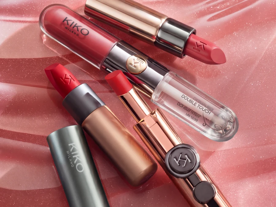 Promo InternationalLipstickDay Presale landing hero mobile