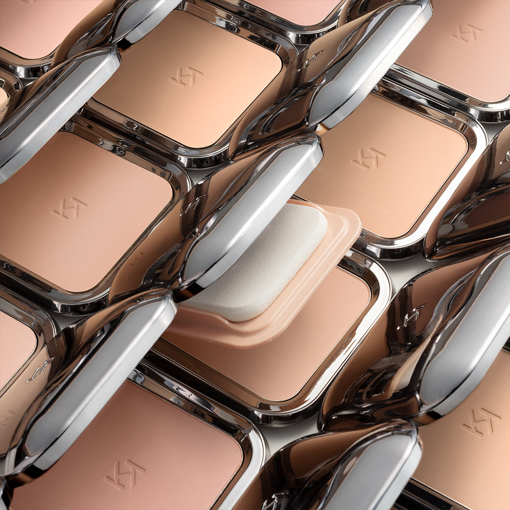 メイク道具・化粧小物 KIKO Milano WEIGHTLESS FOUNDATION Fondotinta_EditorialCarousel_S