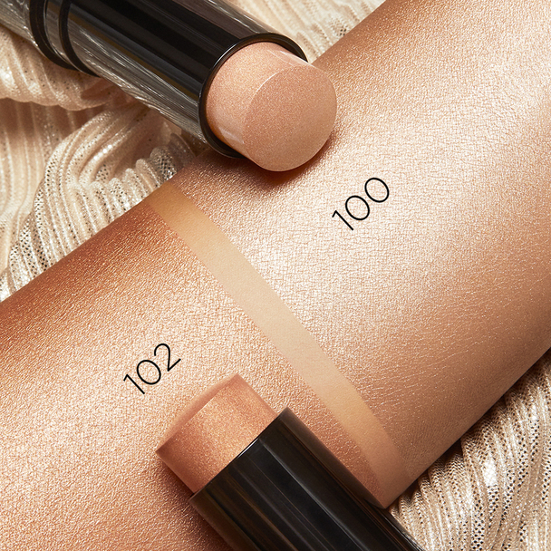 Kiko Milano Radiant Touch Creamy Stick Highlighter - Illuminante-stick