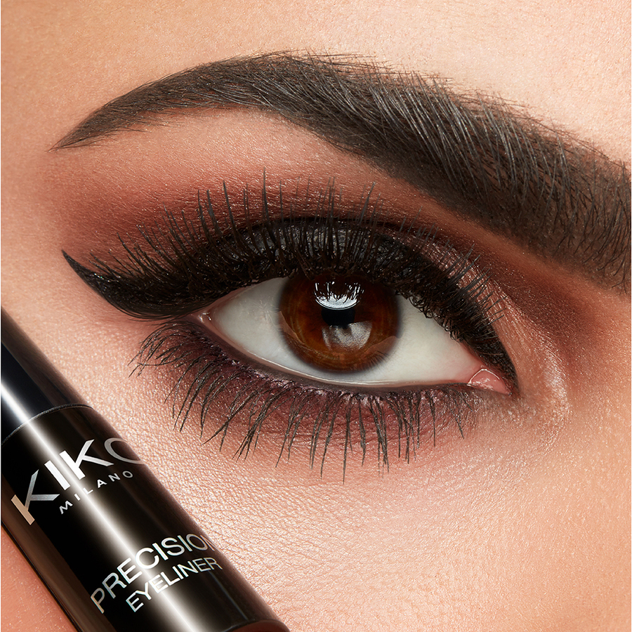 Liquid with felt - Precision Eyeliner - KIKO