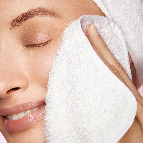 Panno in cotone e bamboo per detergere e struccare il viso - Face Cleansing  Cloth - KIKO MILANO